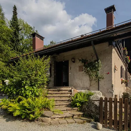شاليه Chalet Corona *