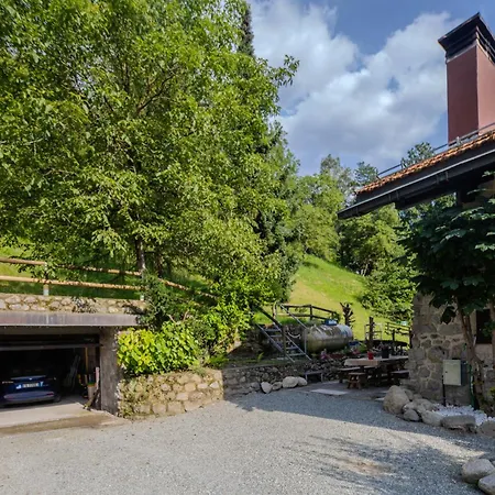 Chalet Corona شاليه *