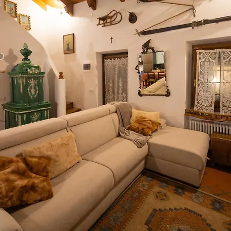 Chalet Corona شاليه Giustino
